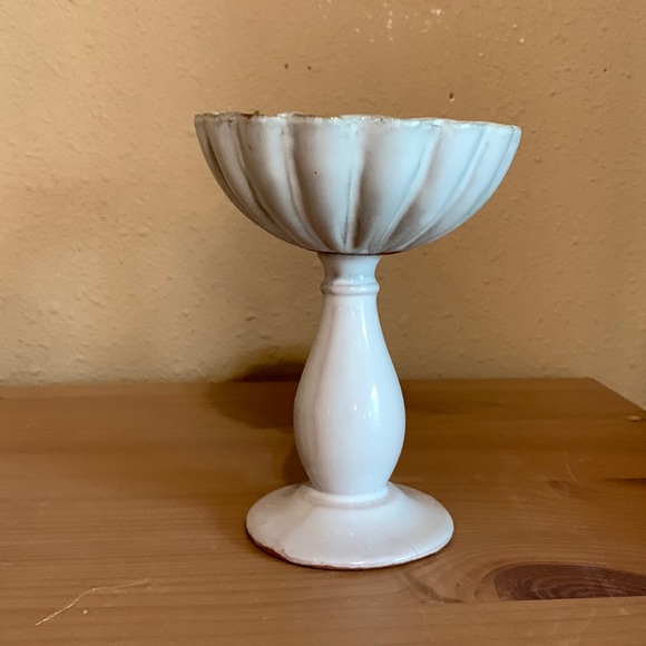 Small Pedestal Bowl - Picture 4 of 7